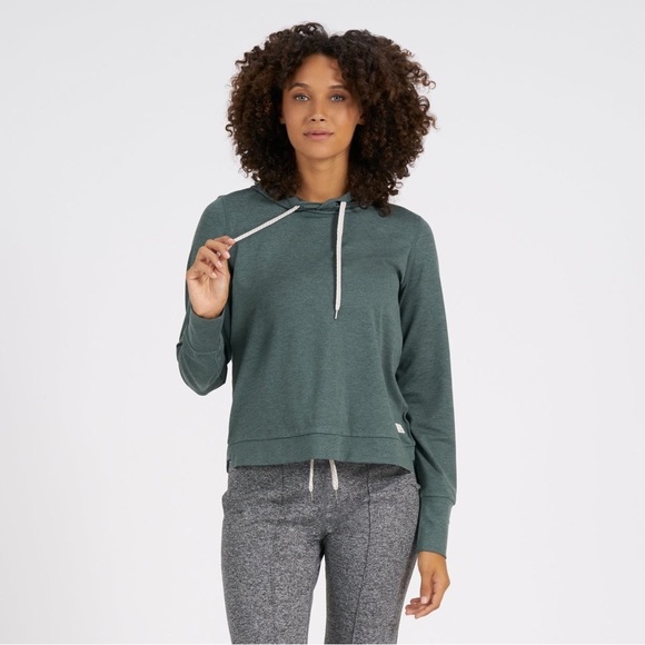 Vuori Jackets & Blazers - Vuori halo hoodie